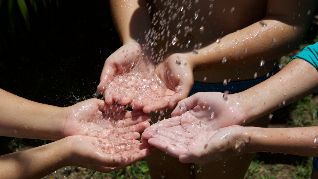 Warum Reinigung mit Wasser gesünder ist - und was der HYLA anders macht