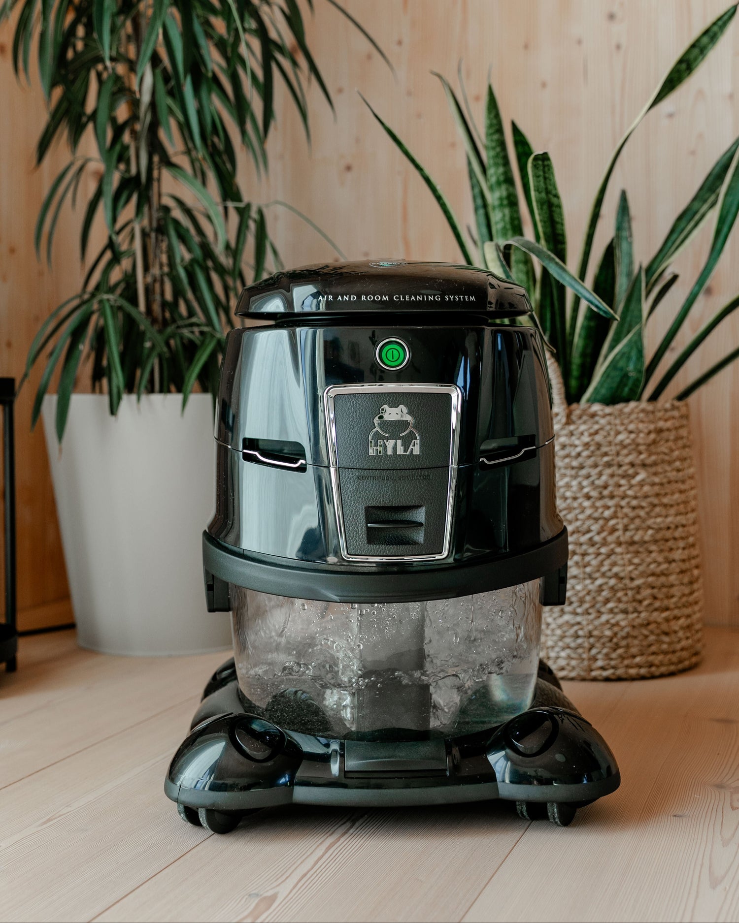 HYLA Reinigungssystem mit Wasserfilter